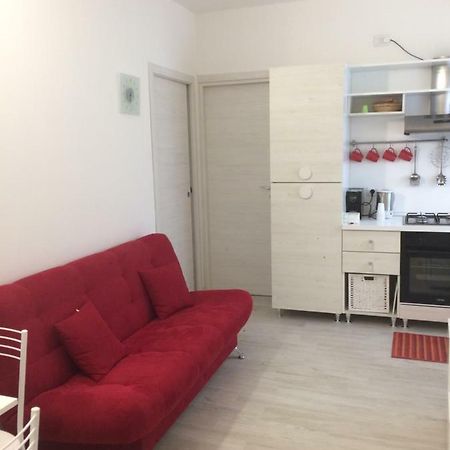 Appartamento Rubino - Lovely Little Flat 3 Minutes From Golf Club 5 Minutes From Lake Soiano Del Lago Extérieur photo
